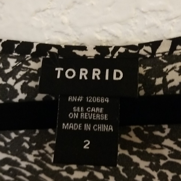 Torrid blouse - Picture 4 of 4
